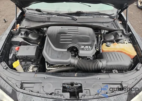 2015 Chrysler 300C из США, поврежденный, VIN 2C3CCAKG6FH769633